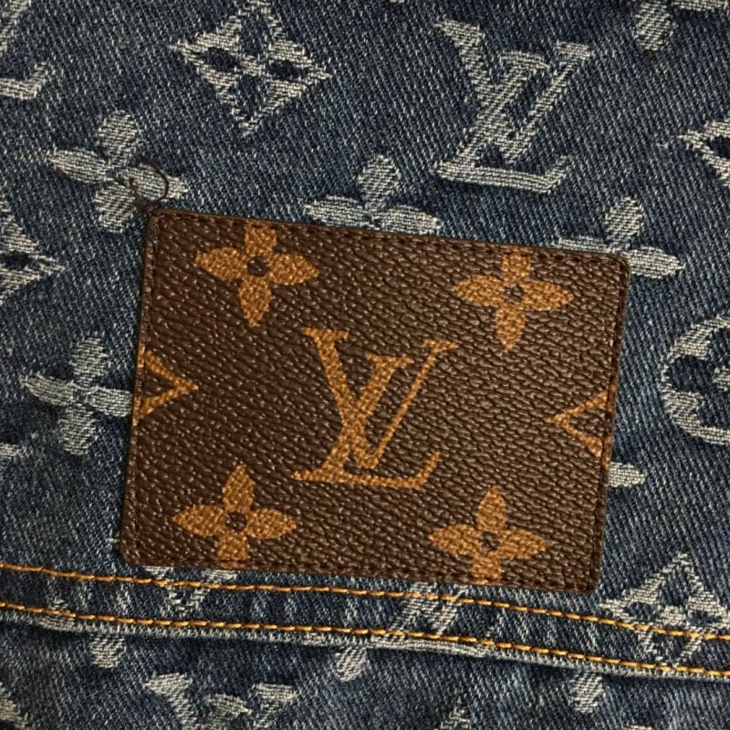 Louis Vuitton Outwear